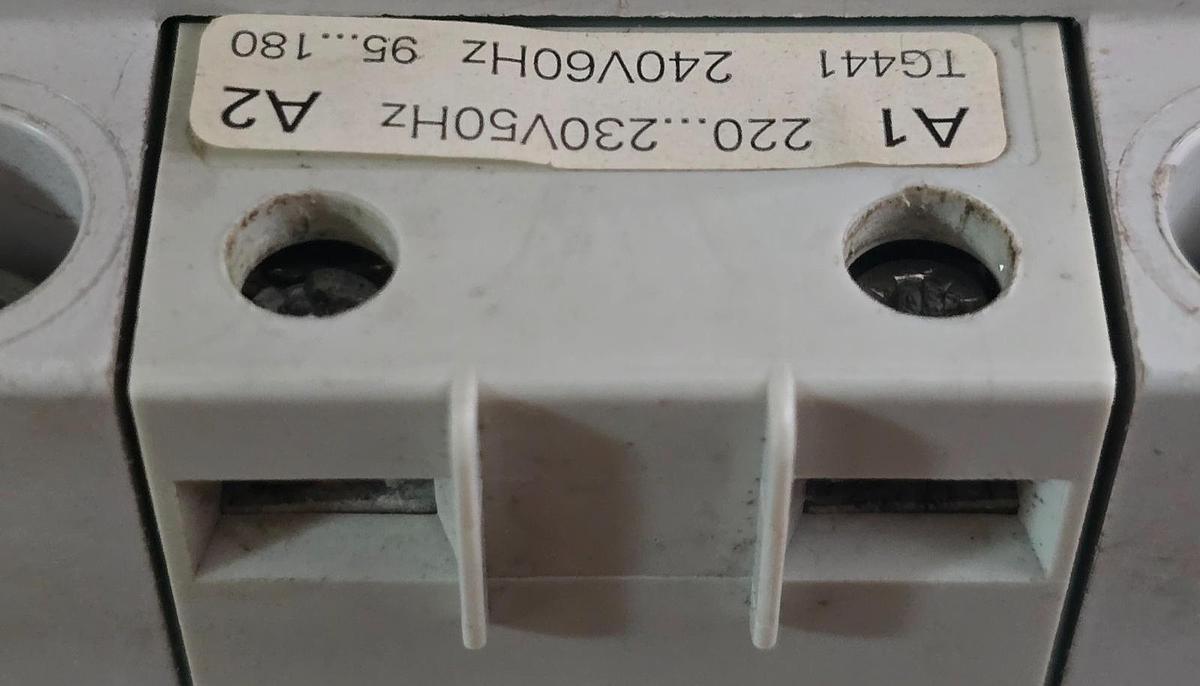 Used Allen Bradley 100-D180A11 /A 3-Pole IEC AC Contactor 180A, 220–240VAC coil USPI