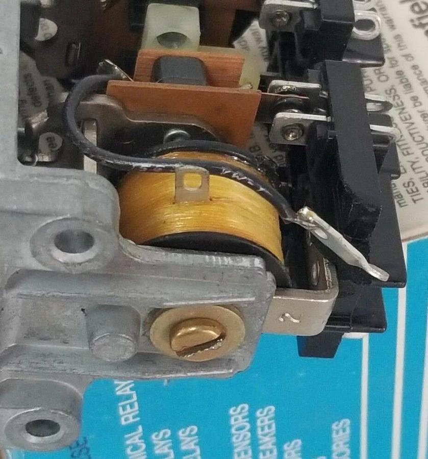 NEW POTTER & BRUMFIELD KB-17DG-24 RELAY 24VDC, KB17DG24 (DAMAGED)