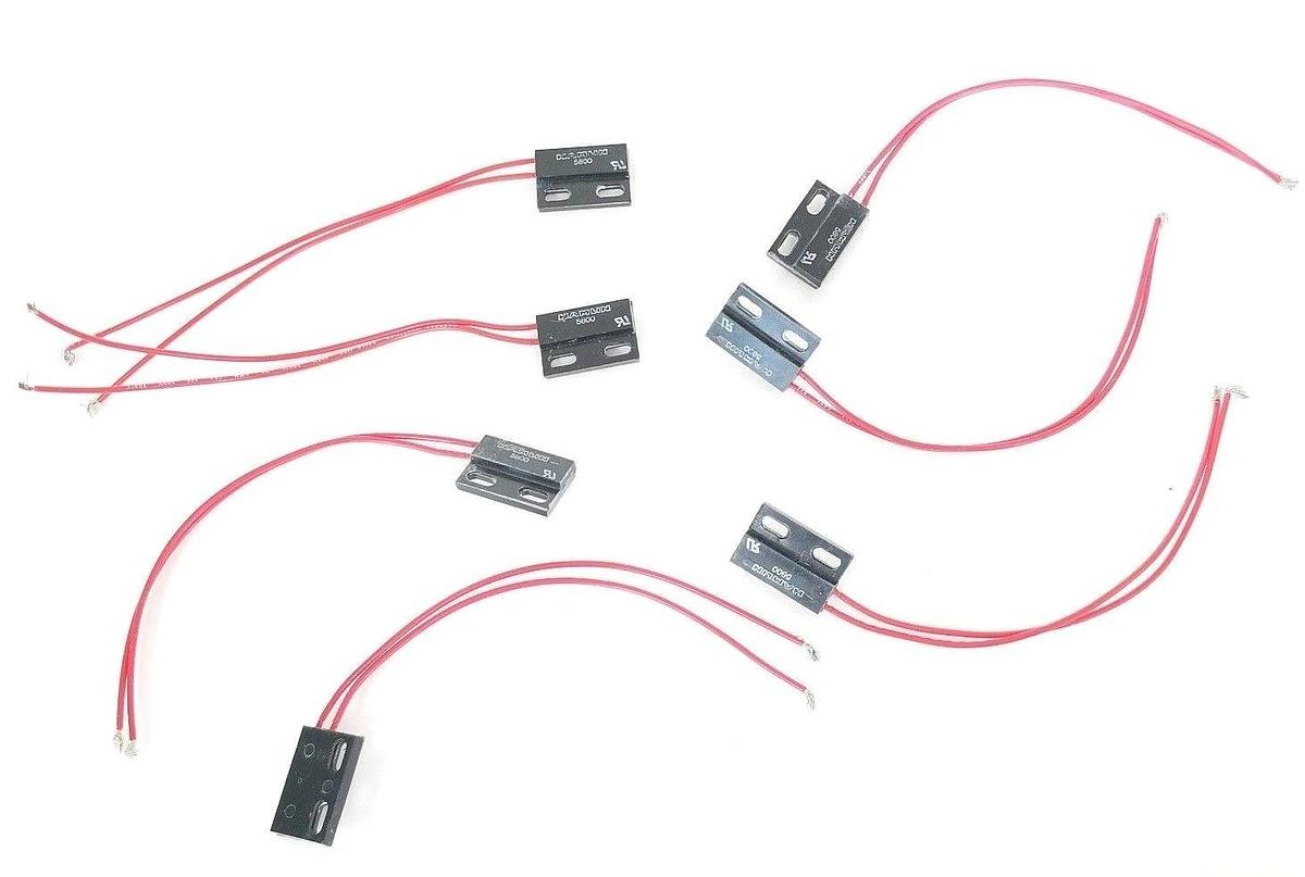 Used LOT OF 7 HAMLIN 5800 MAGNETIC REED SWITCHES