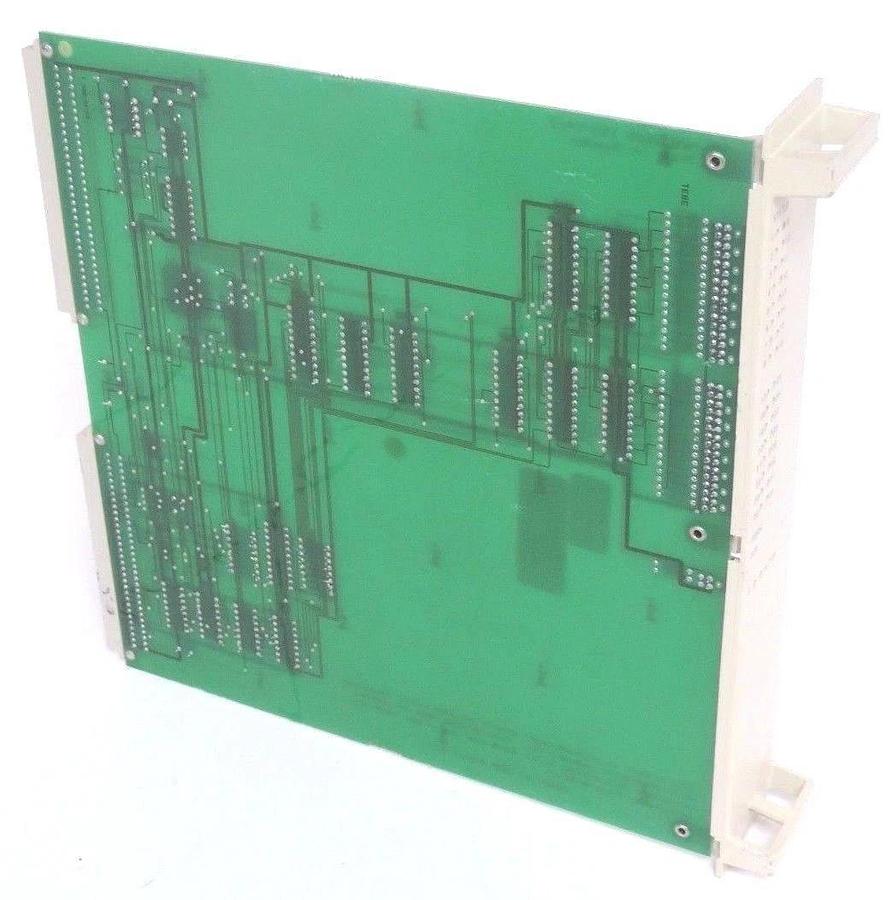 Used ABB DSQC-239 YB560103-CH/9 REMOTE I/O BOARD DSQC239, 2668 165-14/2