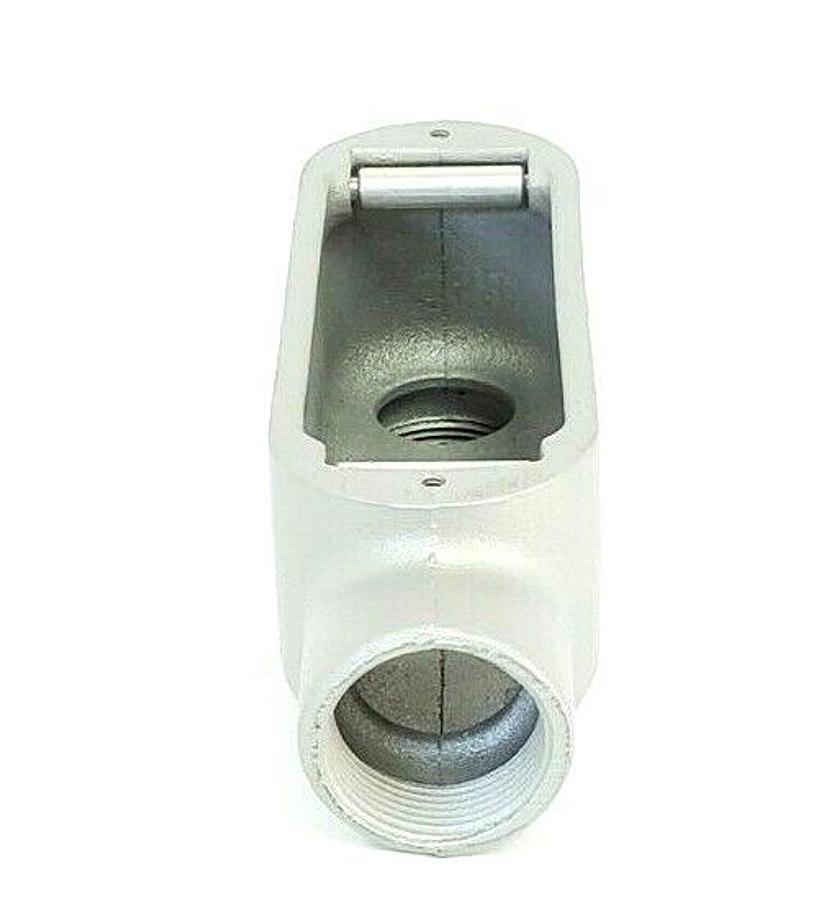 (9) NIB APPLETON LB125-M 1-1/4INCH MALL IRON FORM 35 UNILETS TYPE LB CONDUITS