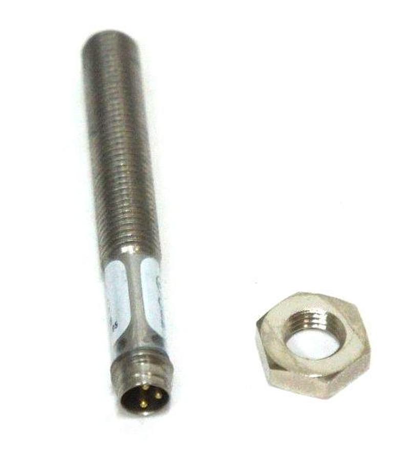 Used NEW CUTLER-HAMMER E57-08GSB15-GNB GLOBAL PROX. SENSOR 8MM TUBULAR SER. B