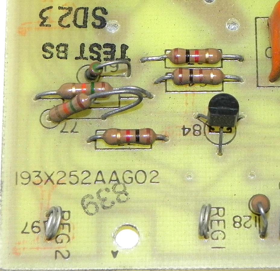 Used GENERAL ELECTRIC 193X252AAG02 REGULATOR CARD