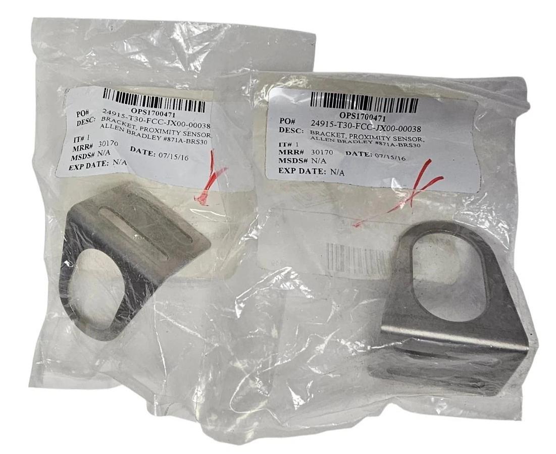 Used LOT OF 2 NEW ALLEN BRADLEY 871A-BRS30 SS RIGHT ANGLE MOUNTING BRACKETS SER. A