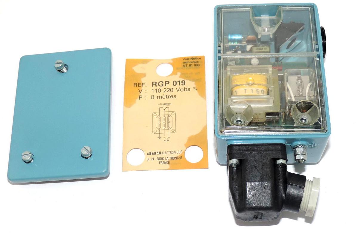 Used JAY ELECTRONIQUE REF. RGP 019 SENSOR V: 110-220 VOLTS, P: 8 METERS, RGP019