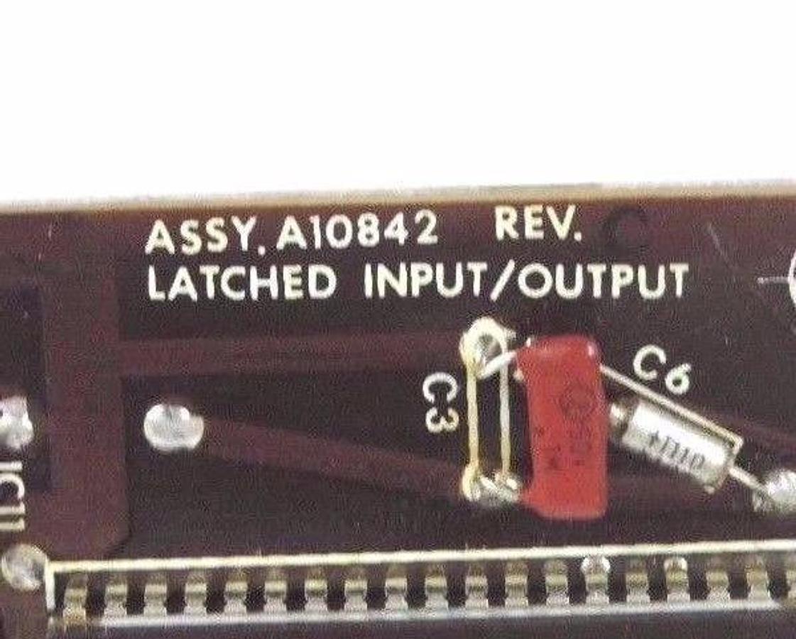 Used AVTRON A10842 LATCHED INPUT/OUTPUT MODULE REV C