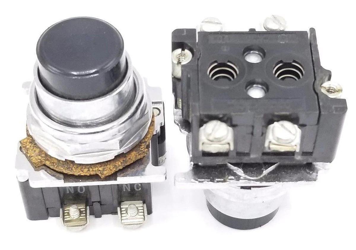 Used LOT OF 2 CUTLER HAMMER 10250T CONTACTS WITH BLACK PUSHBUTTONS