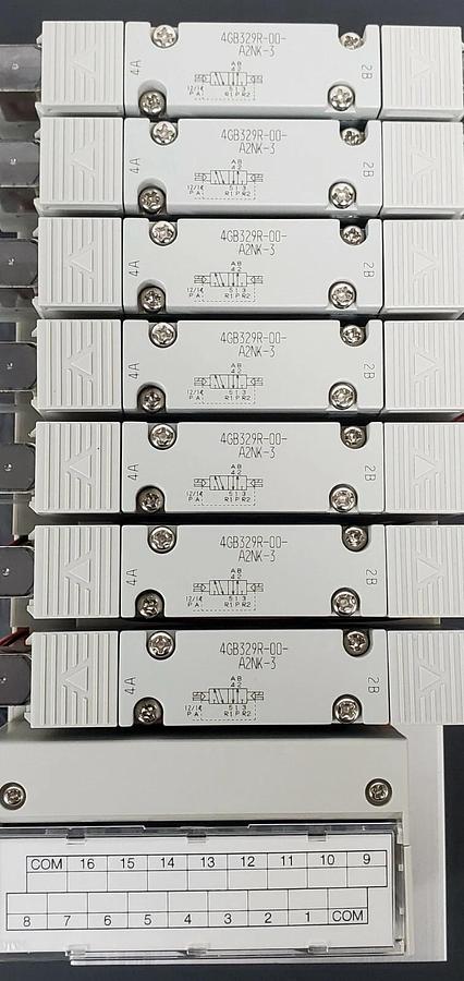Used NIB CKD M4GB320R-08-T10K-7-3 VALVE MANIFOLD ASSEMBLY DC24V, M4GB320R08T10K73