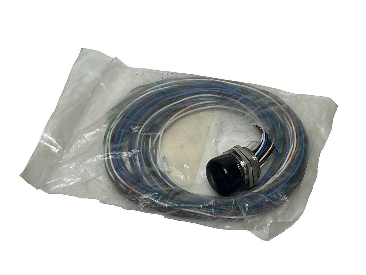 Used Turck DSF 26-25-1 Powerfast Receptacle 4-Pin 1-3/8" Male 1m Leads 12 AWG - NEW