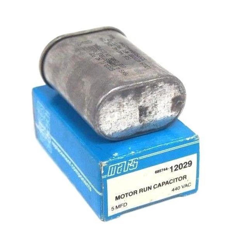 NIB MARS 12029 MOTOR RUN CAPACITOR 5 MFD, 440VAC
