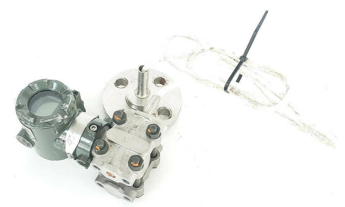 Used YOKOGAWA DP HART EJA S1 -EB54B-92EA/FF1/D1/2 PRESSURE TRANSMITTER W/ J&J FLANGE