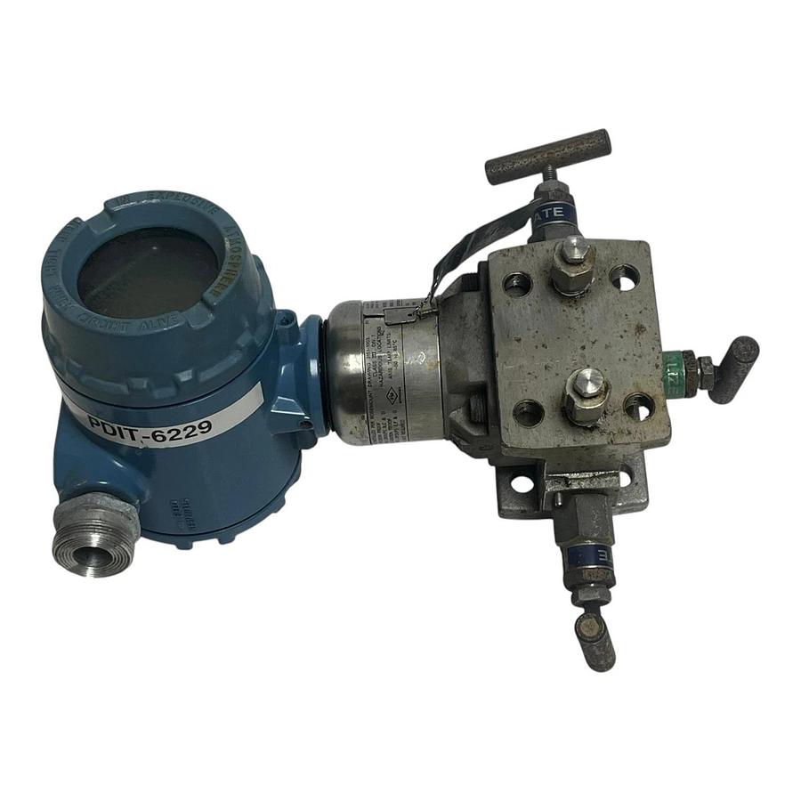 Used Rosemount 3051S2CD3A2A11A1AE5M5 Differential Transmitter W/ 3-Valve Manifold