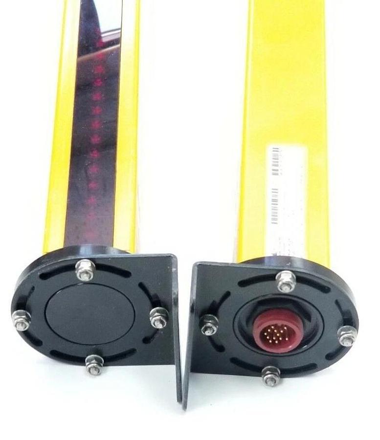 Used SET OF STI MODEL: MS4436B-2 LIGHT CURTAIN SET SYS MS44B-2 36 IN. 914MM 115VAC