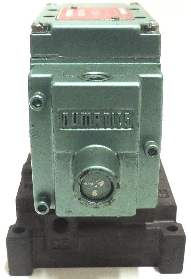 Used NUMATICS REPLACEMENT: 33JDR5000 SOLENOID VALVE AND MANIFOLD MODEL: 32JDR5410