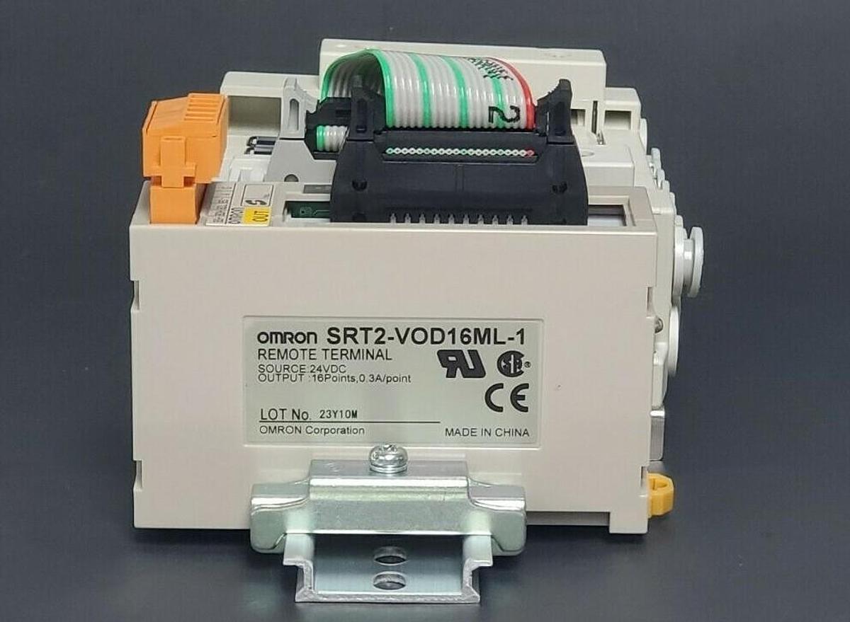 Used NIB SMC SS5V1-10PGD1-08DS-C6-D-X266 MANIFOLD SV1000 SS5V110PGD108DSC6DX266