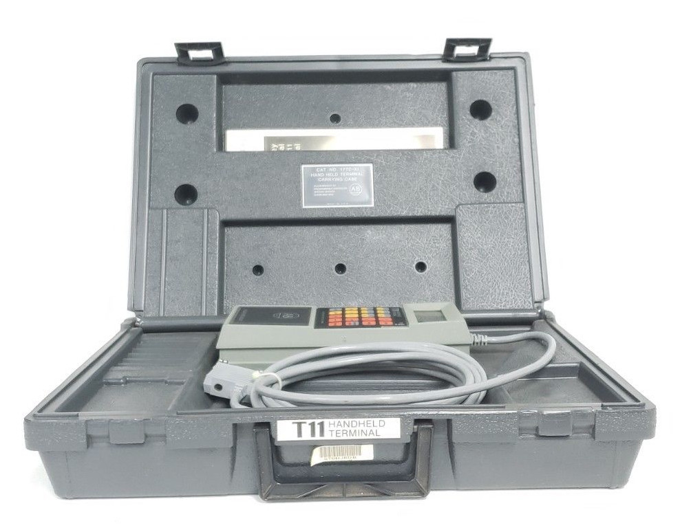 Used ALLEN BRADLEY 1770-T11 HANDHELD TERMINAL W/ 1770-XI CARRYING CASE 1770FF 1770TB