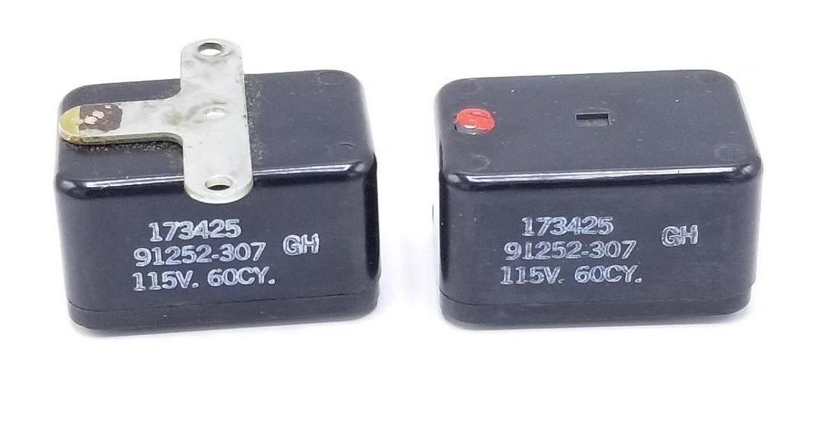 Used LOT OF 2 RBM 173425 RELAYS 115V, 60CY, 91252-307
