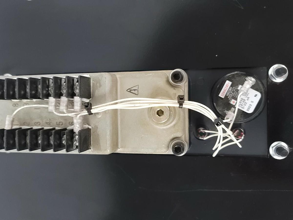 Used NEW CATERPILLAR 130-3328 ALARM ANNUNCIATOR 130-2339 1303328