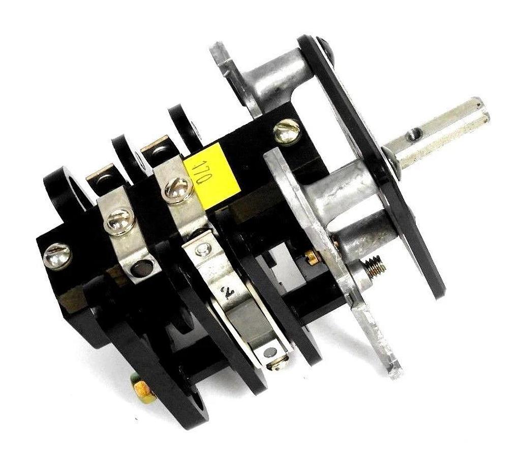 Used GE SB-1 ROTARY SWITCH 16SB1BD904SSM2V W/O LEVER ARM OR KEY