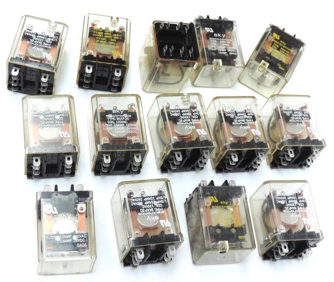 Used LOT OF 14 SKY SKAP-2C-120VAC POWER RELAYS PLUG IN 13A, 2POLE 120VAC SKAP2C120VAC