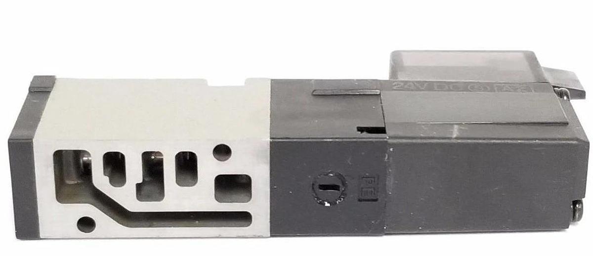 Used SMC 10-VZ3143 SOLENOID VALVE 10VZ3143, 24VDC
