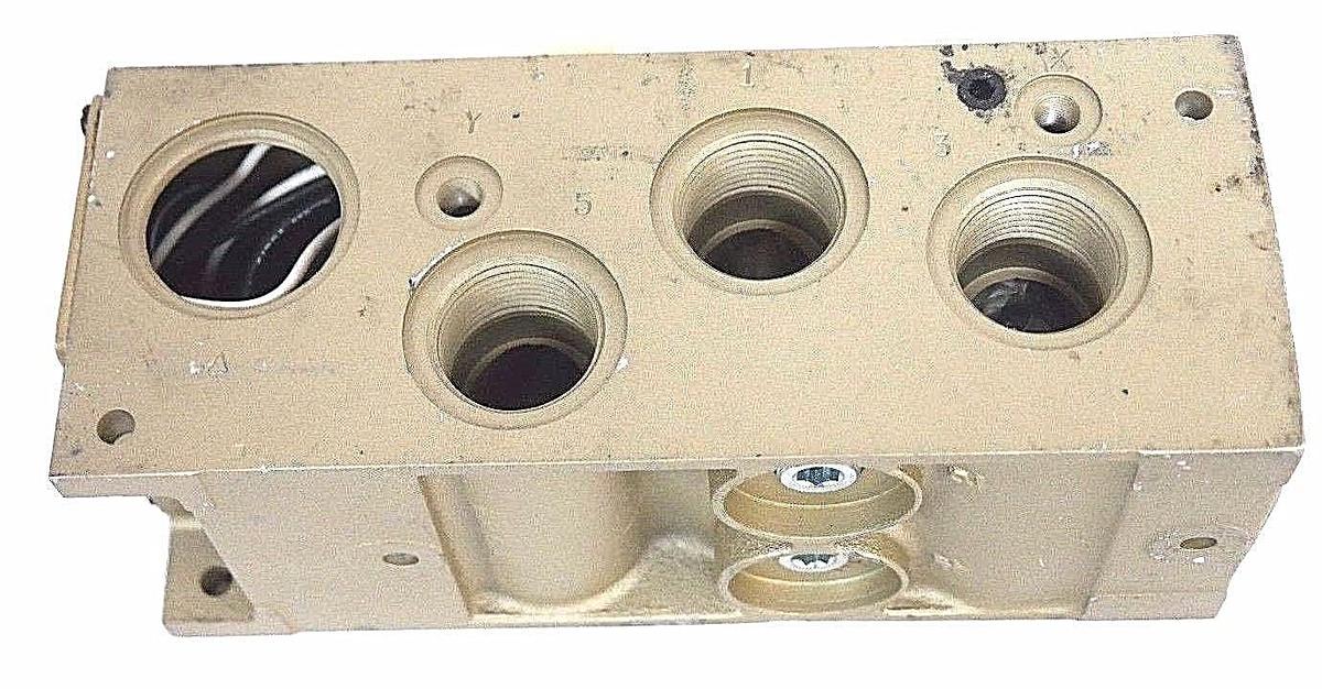 Used NEW ROSS W377B91 SUB BASE VALVE SIDE-PORTED