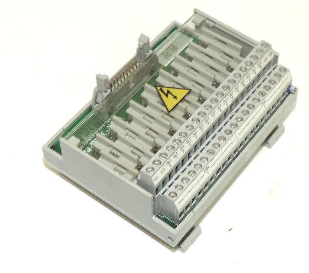Used ALLEN BRADLEY 1492-IFM20F-F24-2 INTERFACE MODULE SER. A 20-POINT 1492IFM20FF242