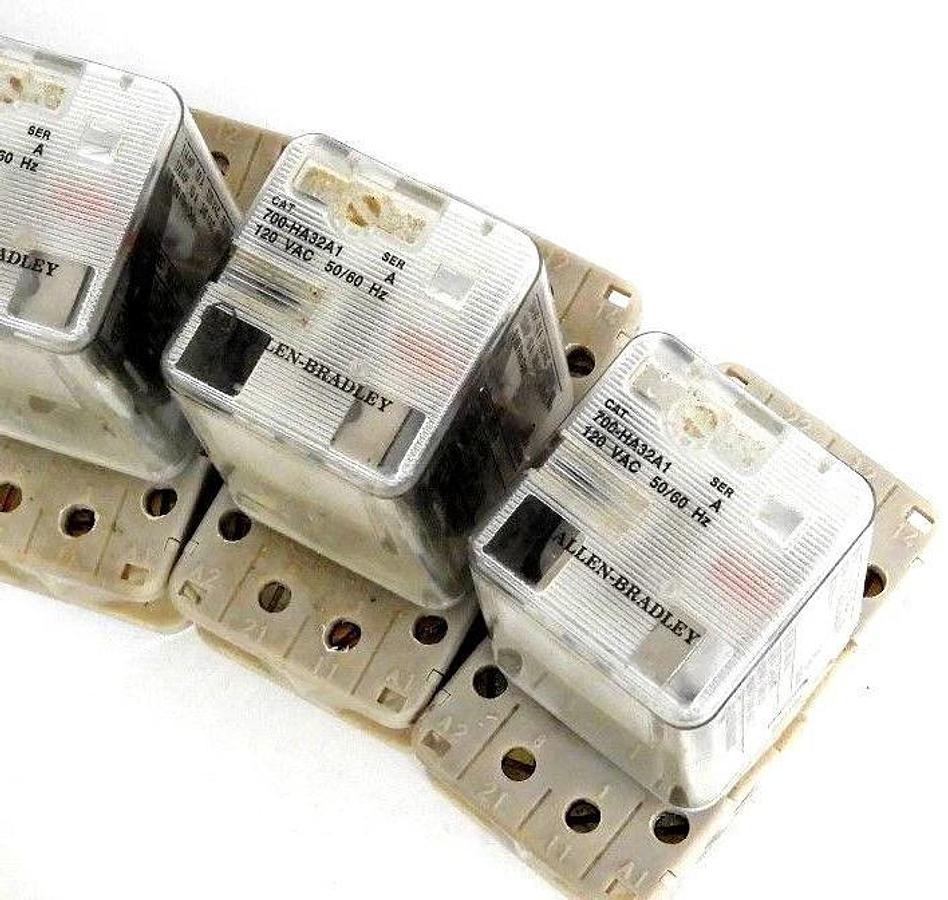 Used LOT OF 10 ALLEN BRADLEY 700-HA32A1 SER. A RELAYS W/ 700-HN BASE 700HA32A1