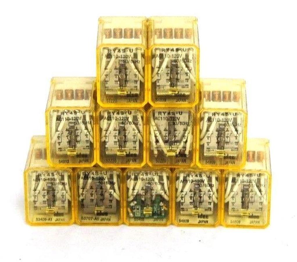 Used LOT OF 11 IDEC 4Y4S-U RELAYS AC110-120V, 50/60HZ, 4Y4SU