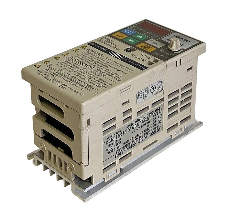 Used OMRON 3G3MV-AB002 / 3G3MVAB002 SYSDRIVE 3G3MV INVERTER DRIVE 200-240VAC 1PH 3.5A