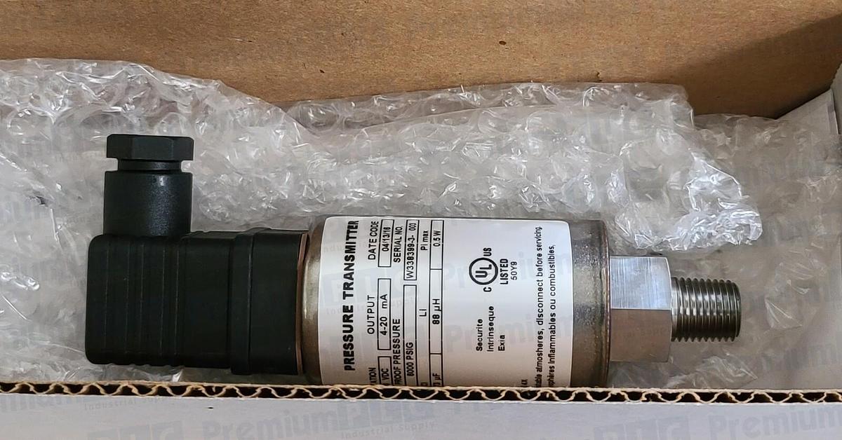 NEW BARKSDALE 445 SERIES PRESSURE TRANSMITTER 445T5-13 PRESS. RANGE 0-3000 PSIG