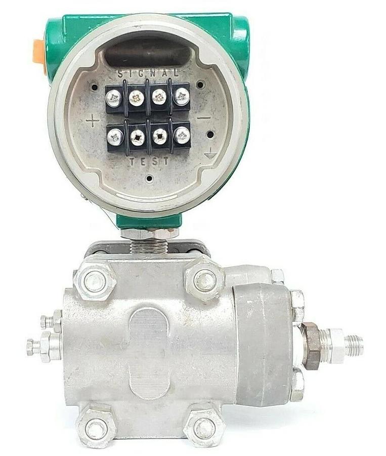 Used FISHER CONTROLS 1151-DP6E22 PRESSURE TRANSMITTER 0-100PSI 1151DP6E22