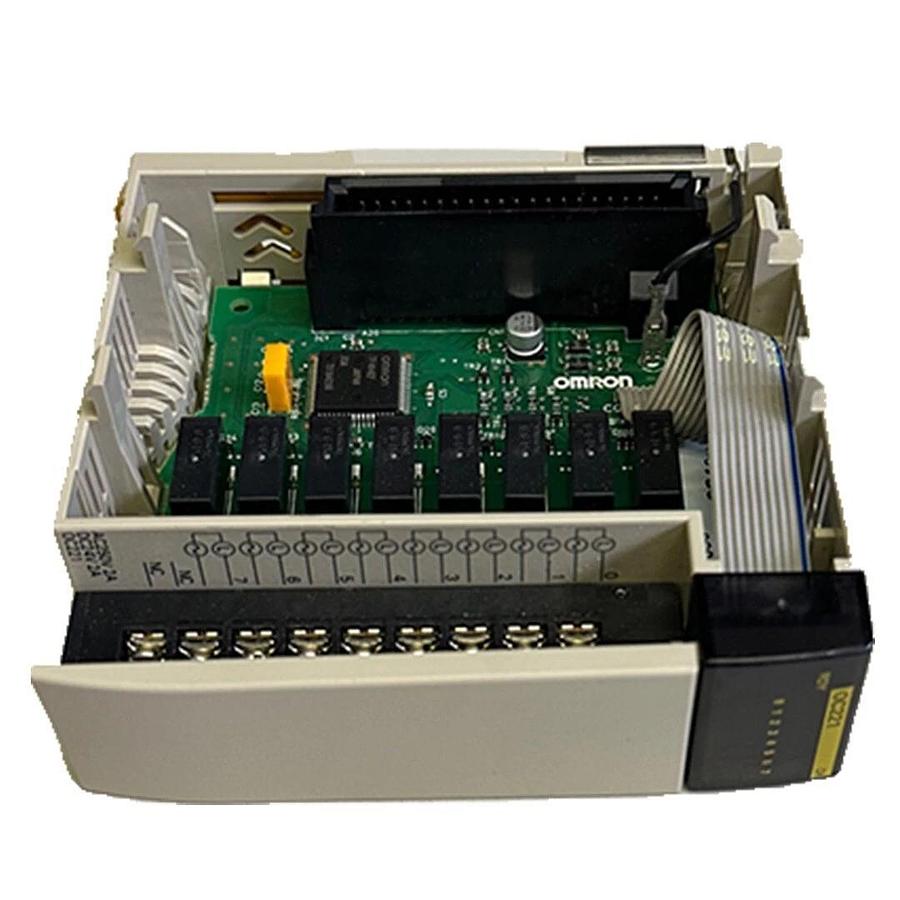 Used OMRON CQM1-OC221 / CQM1OC221 OUTPUT MODULE 250VAC CQM1-0C221 CQM10C221