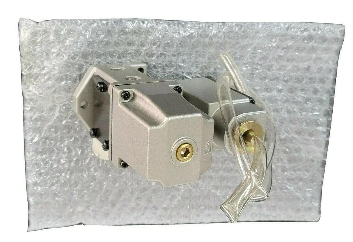 Used NEW SMC VS3135-024WT SOLENOID VALVE VS3135024WT