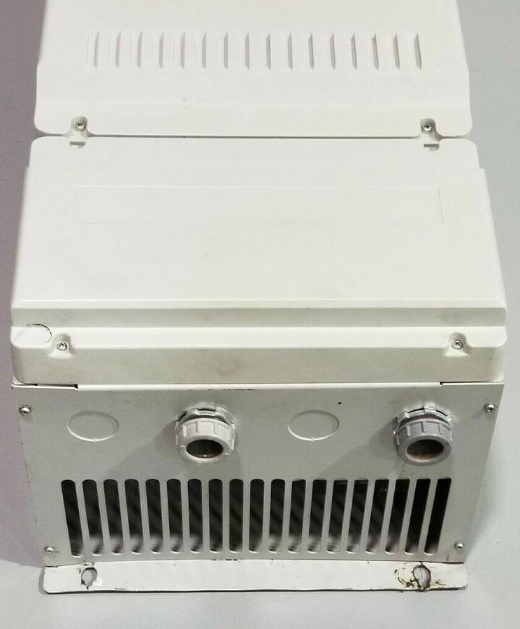 Used CONTROL TECHNIQUES V1850-KN1 FLUX VECTOR DRIVE 9800-1000-I 25HP V1850