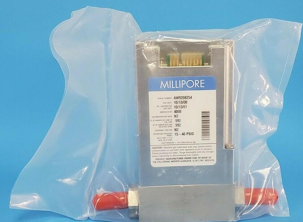 Used NEW TYLAN MILLIPORE FC-280AV-4S MASS FLOW CONTROLLER MODEL FC-280 10 SLPM 02