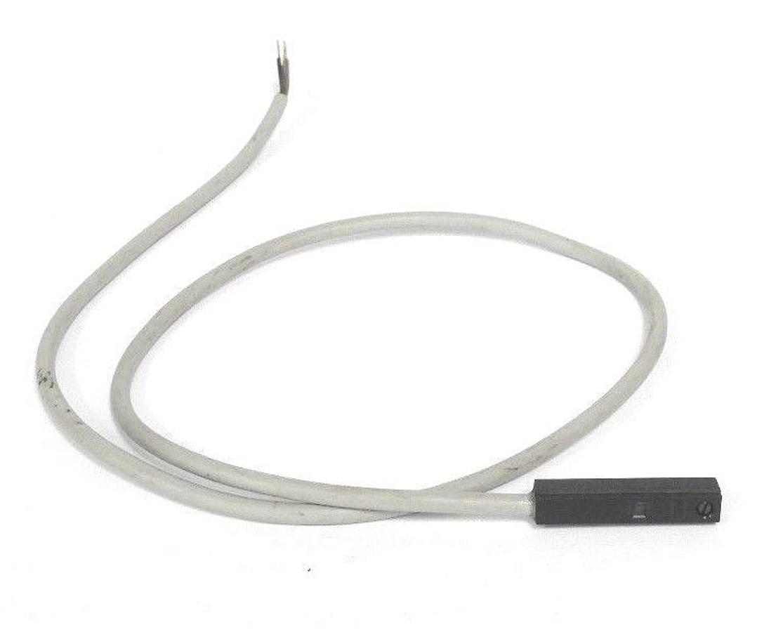 NEW SMC D-Y7P INLINE SOLID PNP DIRECT DY7P