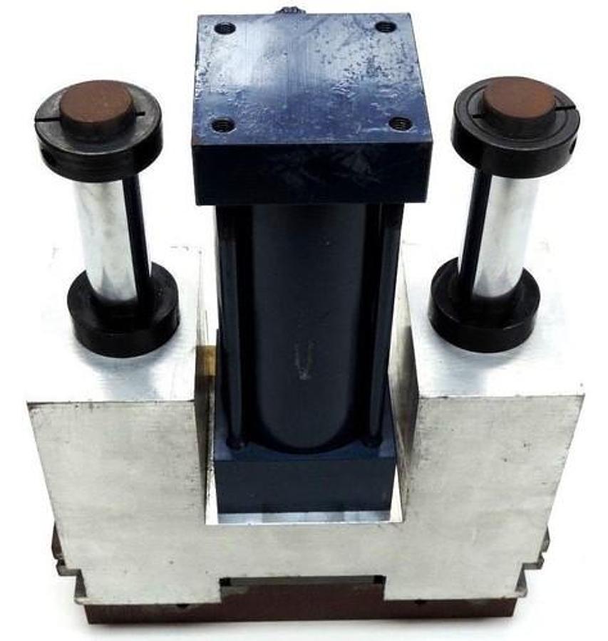 Used NEW PENINSULAR CYLINDERS 030703 MOD. M1542A BORE: 63MM STK. 80MM
