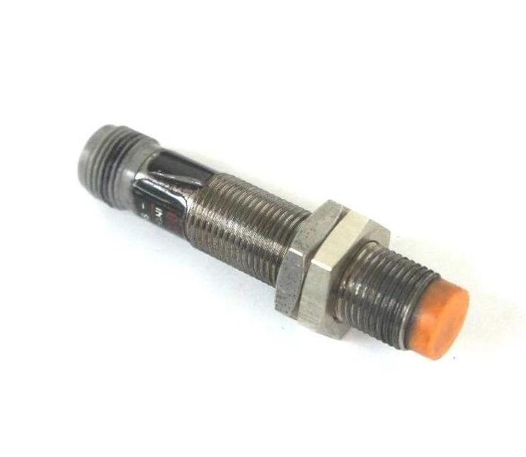 Used IFM EFECTOR 8034PL04NX3NABX INDUCTIVE PROXIMITY SWTICH 10-30VDC, 7MM RANGE