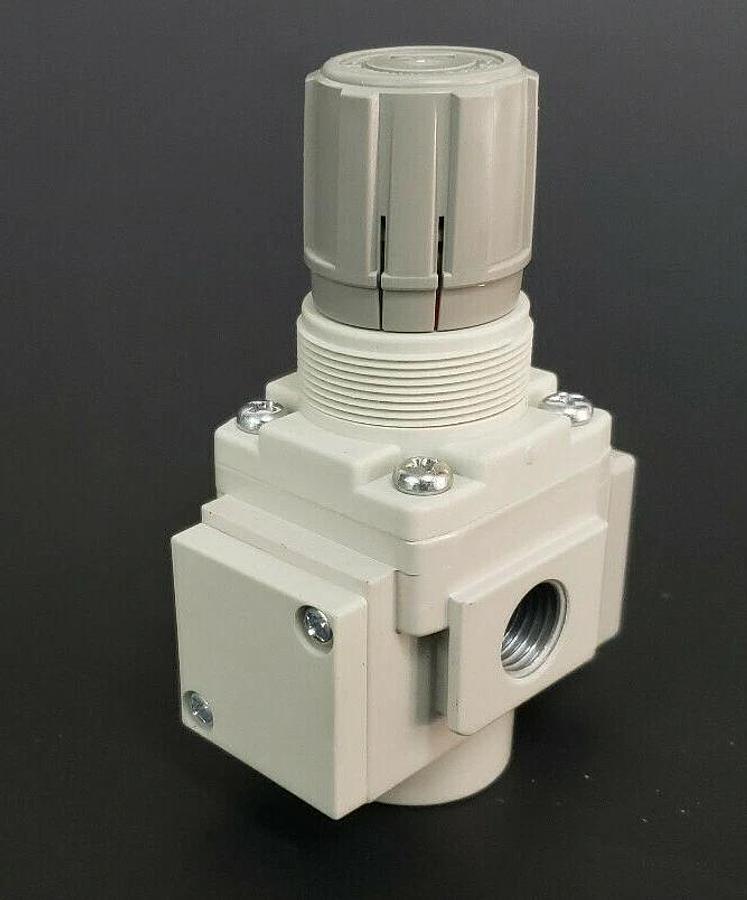 NEW SMC AR20K-02BE-B REGULATOR 0.05~0.85MPa
