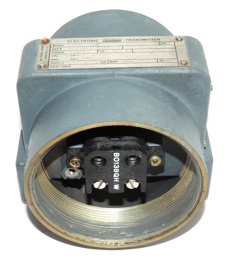 Used FOXBORO 821GH-ISCM2 ELECTRONIC TRANSMITTER W/ D0139GLCM/821GH, D0139GL