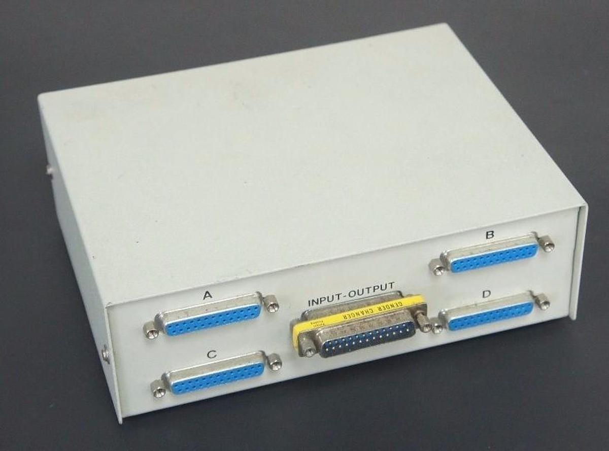 Used GENERIC 4 CHANNEL MANUAL DATA TRANSFER SWITCH