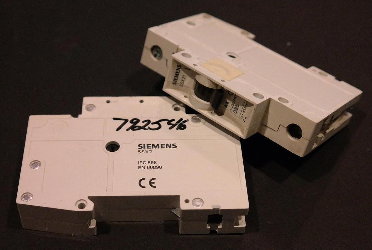 Used LOT OF 2 SIEMENS 5SX21-A4 MINIATURE CIRCUIT BREAKERS 5SX21A4, 5SX2104-5