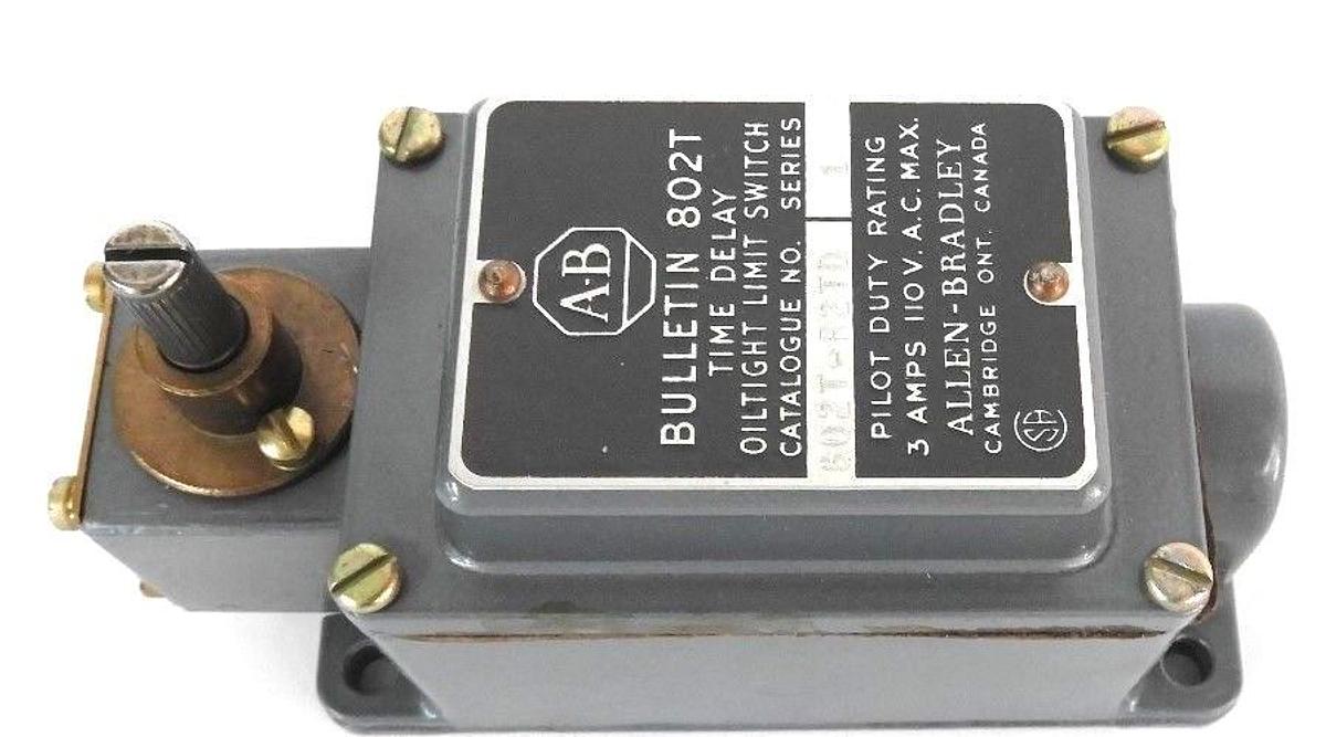 NIB ALLEN BRADLEY 802T-R2TD SER. 1 LIMIT SWITCH W/ Z-24811 OPERATING HEAD