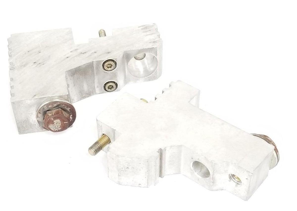 Used LOT OF 2 LUGS FOR SYLVANIA SKM31200