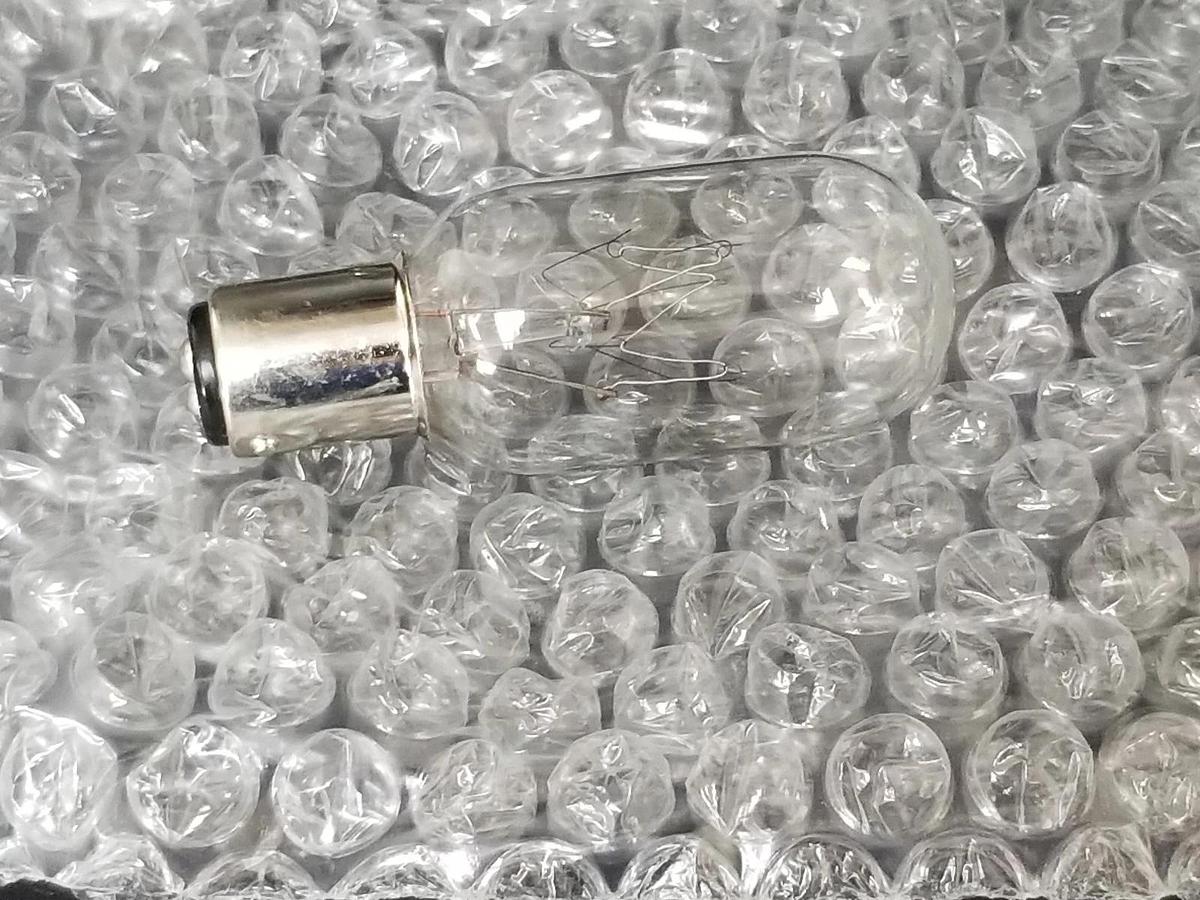 Used LOT OF 4 NIB EDWARDS P-041695-0108 40W BULBS P0416950108