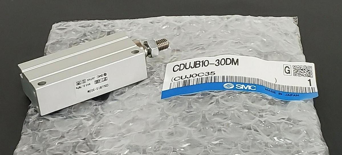 Used NEW SMC CDUJB10-30DM PNEUMATIC CYLINDER, 0.7MPa, 3F1-48B, CUJ0C35, CDUJB1030DM