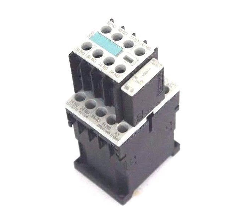 Used SIEMENS 3RH1140-1BB40 CONTACTOR W/ 3RH1911-1FA40 AND W/ 3RT1916-1EH00