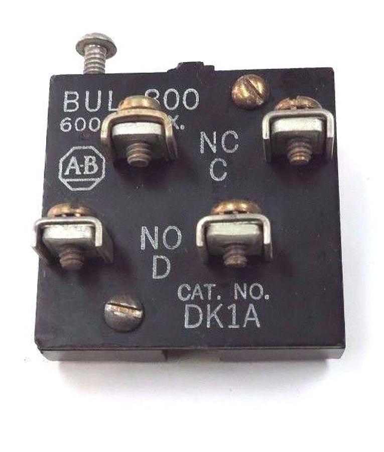 Used ALLEN BRADLEY BUL. 800 CAT. NO. DK1A, 600V MAX. CONTACT BLOCK