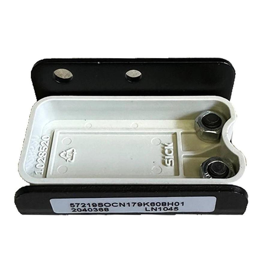 NEW SICK PL21MS01P02 / 2040368 REFLECTOR MOUNT